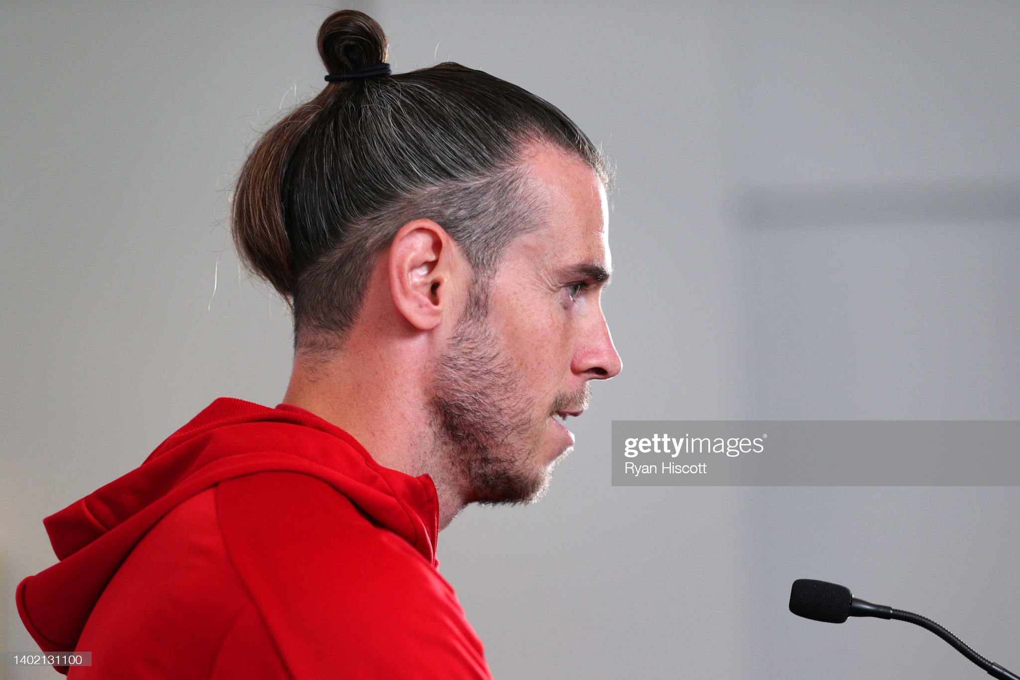 Gareth Bale Bored By Football v Rugby Debate in Wales . . . He Wants Every  Single Welsh Sport To Be Up With The Best - Dai Sport